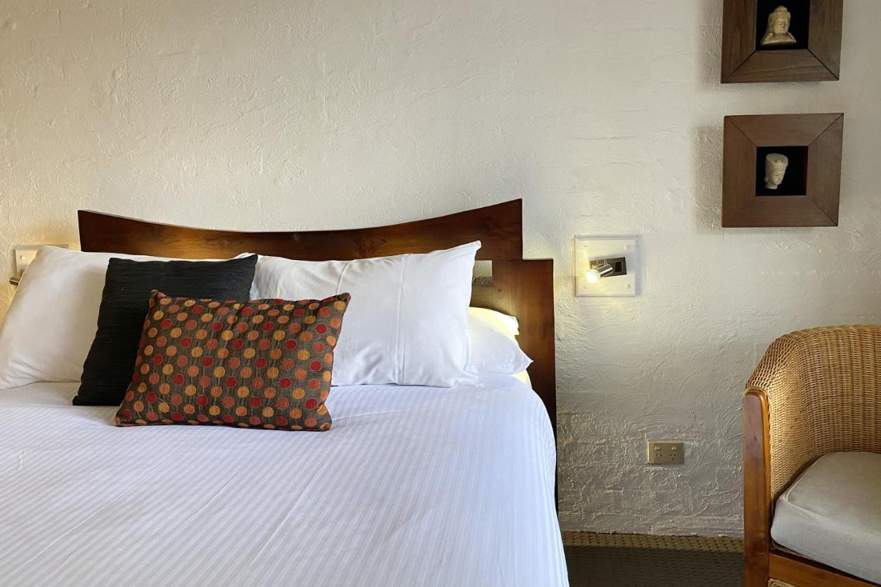 Bay Breeze Boutique Accommodation Batemans Bay Exteriör bild
