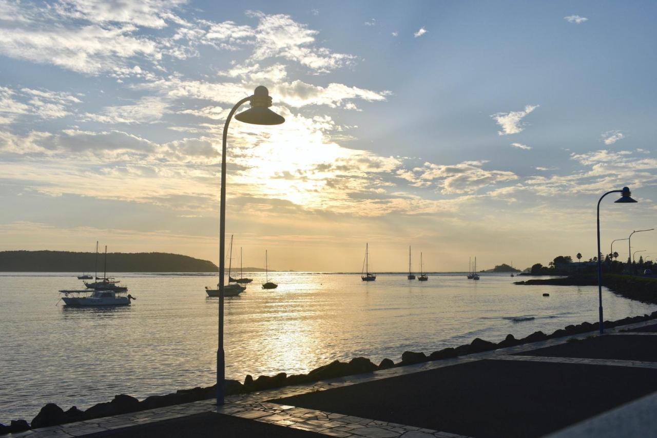 Bay Breeze Boutique Accommodation Batemans Bay Exteriör bild