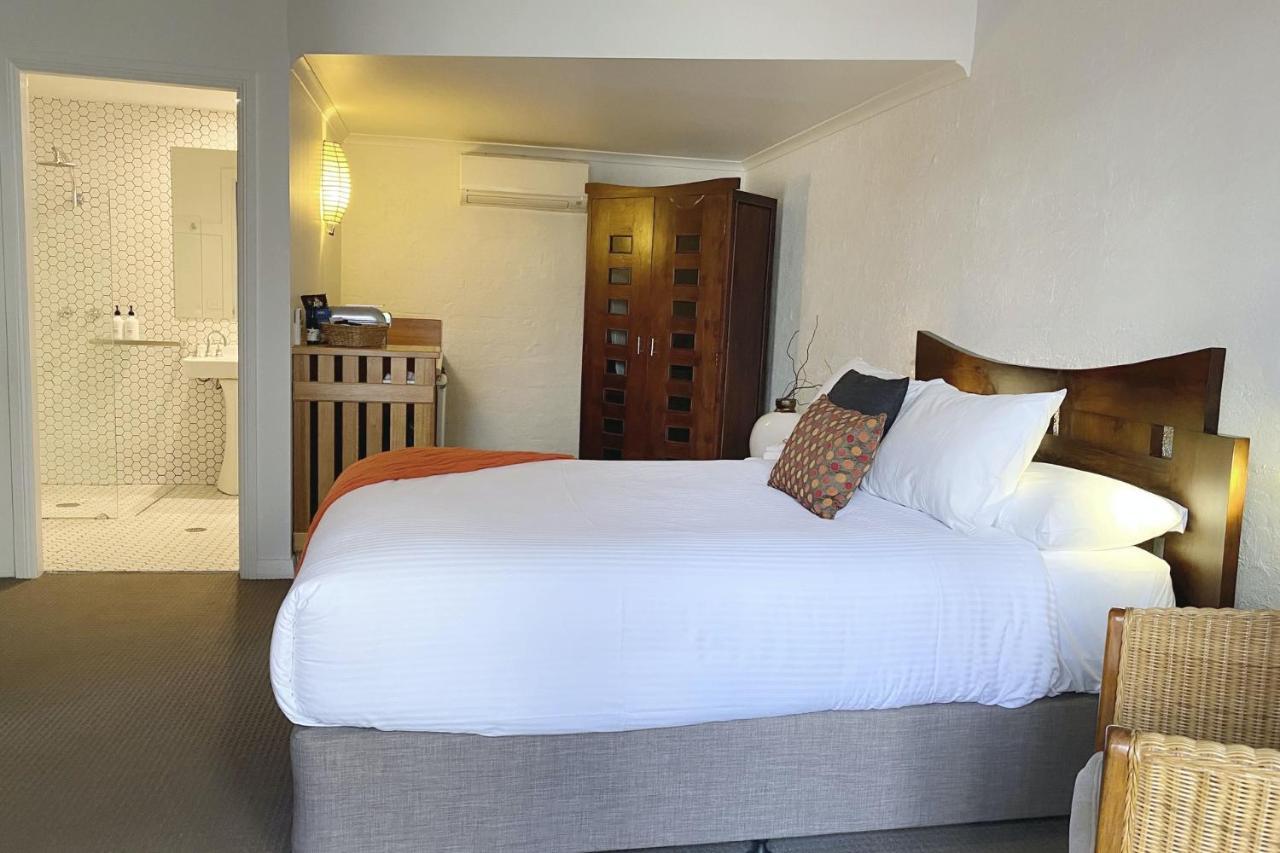 Bay Breeze Boutique Accommodation Batemans Bay Exteriör bild