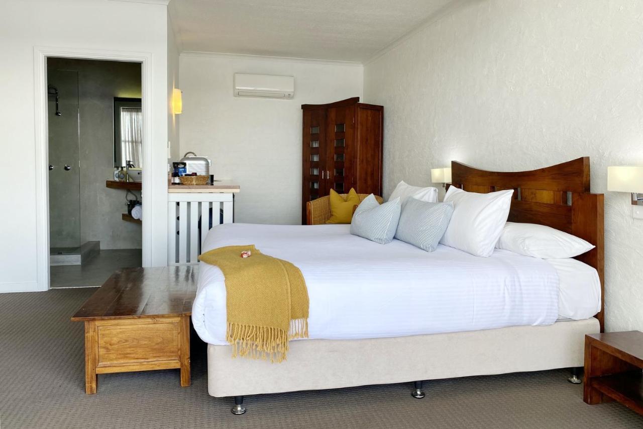 Bay Breeze Boutique Accommodation Batemans Bay Exteriör bild