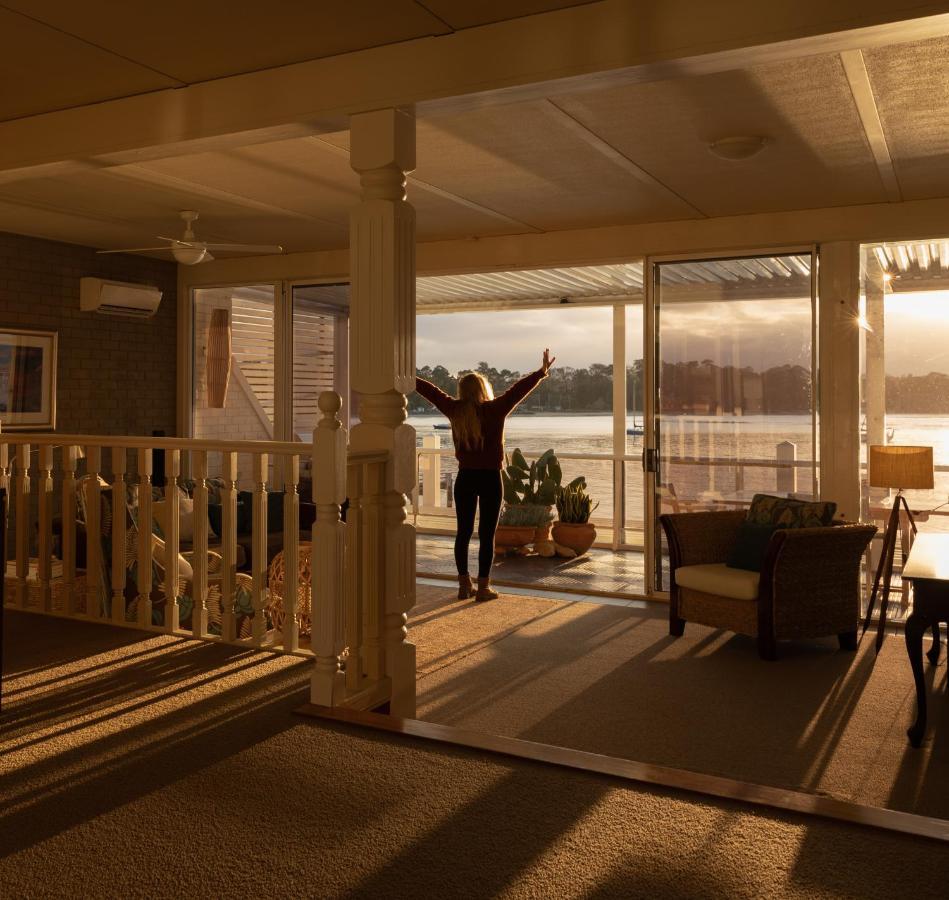 Bay Breeze Boutique Accommodation Batemans Bay Exteriör bild