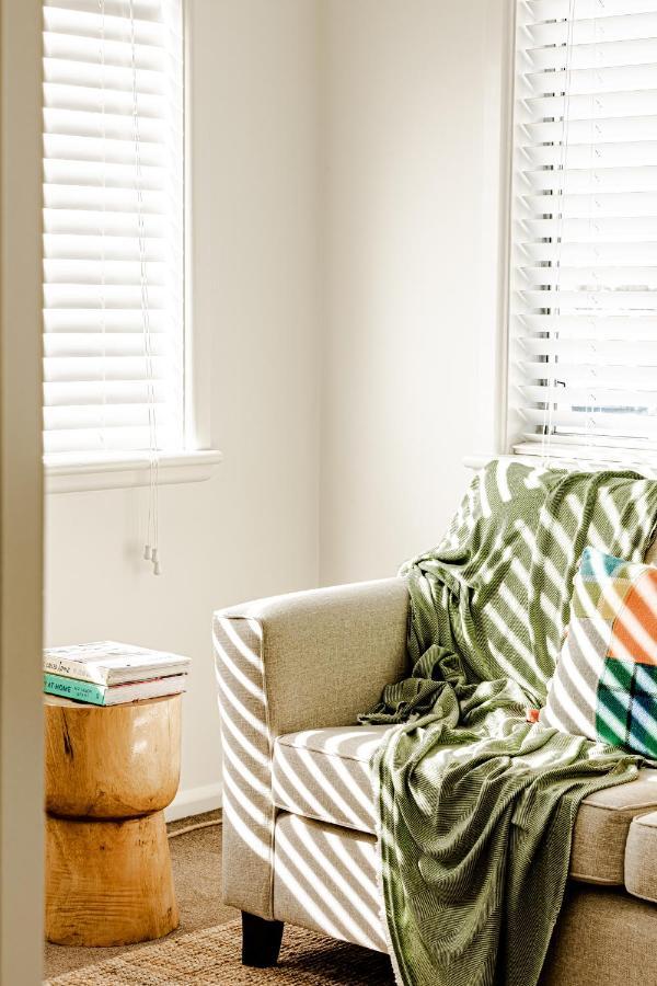 Bay Breeze Boutique Accommodation Batemans Bay Exteriör bild