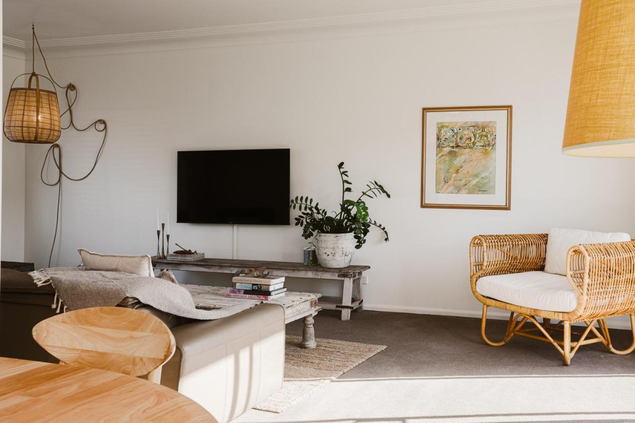 Bay Breeze Boutique Accommodation Batemans Bay Exteriör bild