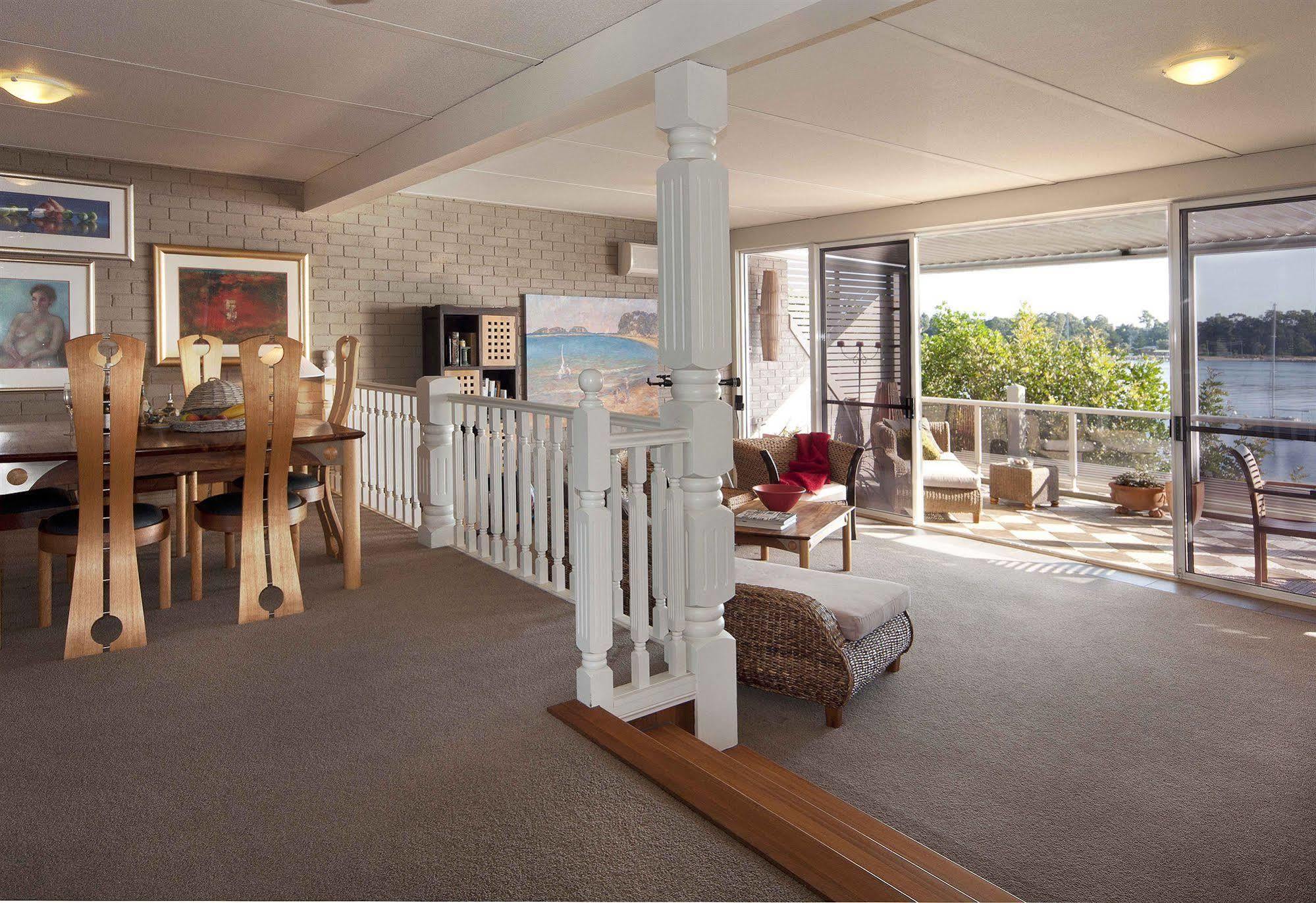 Bay Breeze Boutique Accommodation Batemans Bay Exteriör bild